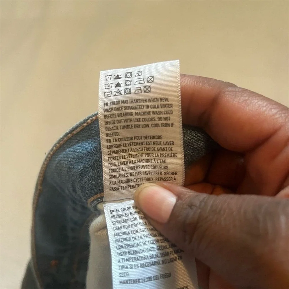 American Eagle Outfitters Hi Rise Girlfriend Jeans Light Wash Distressed 20 Long - Picture 6 of 7